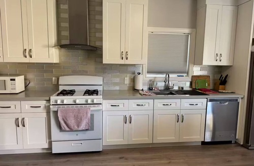 Centerville Apartment | Unit B-Work & Wander Fremont！