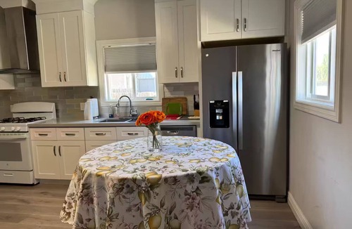 Centerville Apartment | Unit B-Work & Wander Fremont！