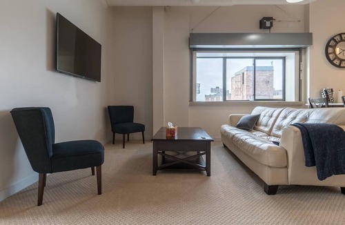 Winnipeg Apartment | UNIT EIGHT Executive Stay Fully Furnished Two Bedroom Condo