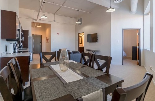 Winnipeg Apartment | UNIT TWO Executive Stay Fully Furnished One Bedroom Condo