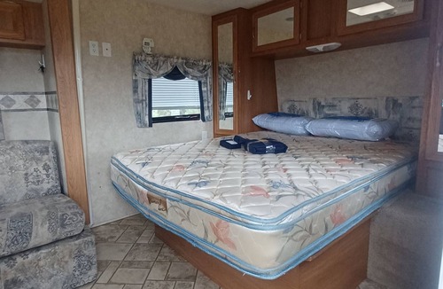Hanna House | Unit two offers a slightly smaller size, but it still provides stunning views.