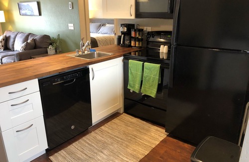 University District House | University Guesthouse