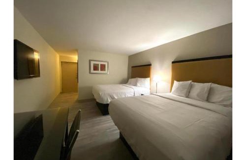 Carbondale Hotel | University Inn of Carbondale by Hotel O