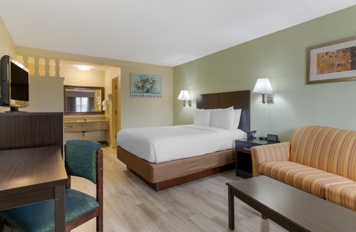 Eugene Hotel | University Inn & Suites