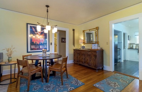 Walla Walla House | University Pub Craftsman