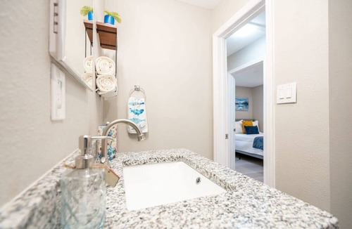 University Apartment | University Serenity Suites C