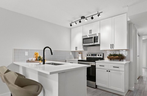 University Hotel | University Serenity Suites