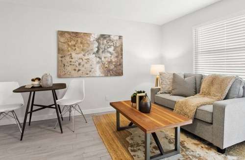 University Hotel | University Serenity Suites