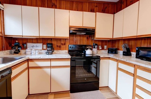Lake Lure House | Unmatched Endless Views Mountains & Lake 3/2
