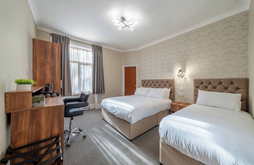 Bray on Thames Hotel | Uno Hotel Thames