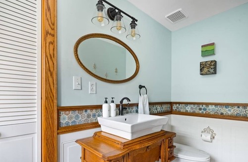 Brighton House | Unparalleled Lake Ontario views and watercraft