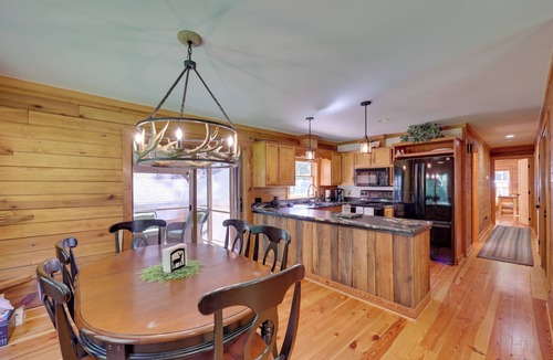 Louisburg Cabin | Unplug & Unwind! Country Cabin in Louisburg