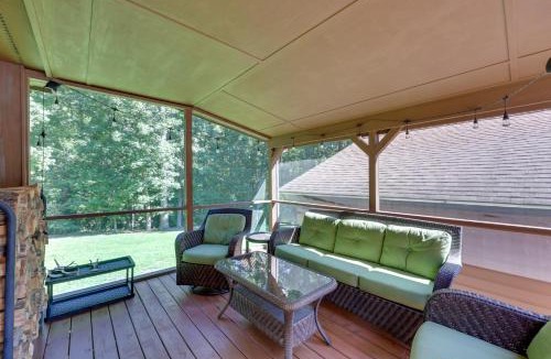 Louisburg House | Unplug & Unwind! Country Cabin in Louisburg