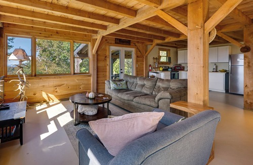 Sharon Cabin | Unplug, Unwind & Explore: Remote Vermont Cabin