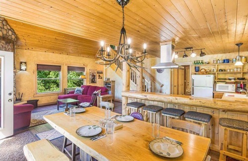 Randle Cottage | Unplugged Forest Retreat | Firepit | Near Mt Rainier