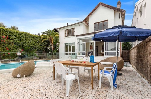 Rose Bay House | Unrivalled Views. Timeless Charm. Rose Bay Beachfront Haven.