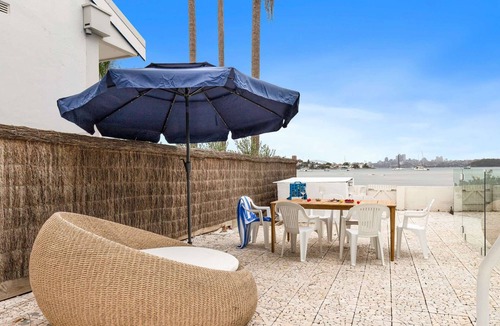 Rose Bay House | Unrivalled Views. Timeless Charm. Rose Bay Beachfront Haven.