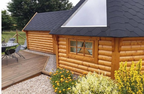 Morville-sur-Andelle Cottage | Unusual accommodation in the Normandy countryside