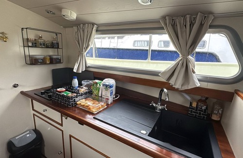 Rouen Boat Rental | Unusual accommodation boat Rouen