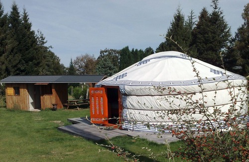 Valliere Cabin | Unusual accommodation in the Creuse Mongolian yurt