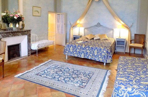 Castelnaudary Other | UNUSUAL: Family castle with pool for 25 people! 30 € / day / per