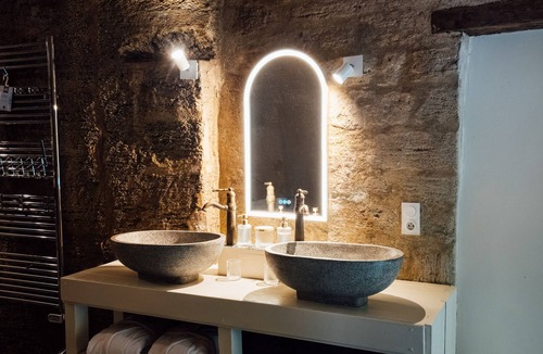 Doue-la-Fontaine House | Unusual Getaway in a Troglodyte Home