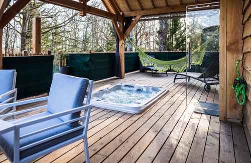 Boismorand Cabin | Unusual lodging Cabane Petit Bois 1h15 from Paris