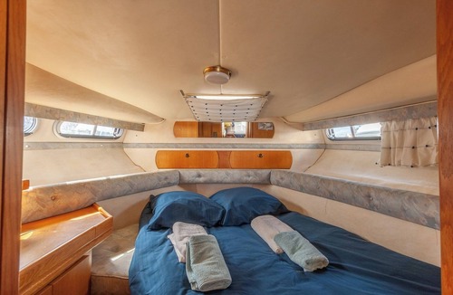 Saint-Charles du Port Boat Rental | Unusual night on a boat