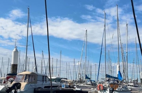 Downtown Le Havre Boat Rental | Unusual Overnight Sailing