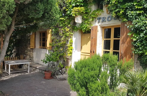 Montoire-sur-le-Loir House | Unusual stay in a troglodyte