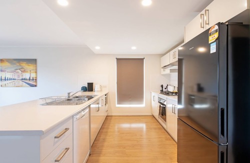 Kilburn House | Unwind @ Adelaide City Condo