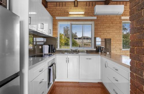 Venus Bay House | Unwind and Get Lost In The View!