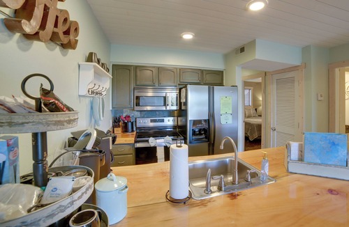 Notch Estates Condo | Unwind Fireside: Ozark Mtn Condo w/Resort Perks!