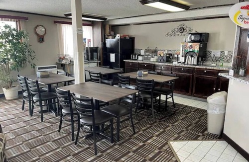 Lexington Hotel | Unwind in a Charming Room Designed for Memorable Weekend Stays w/Families