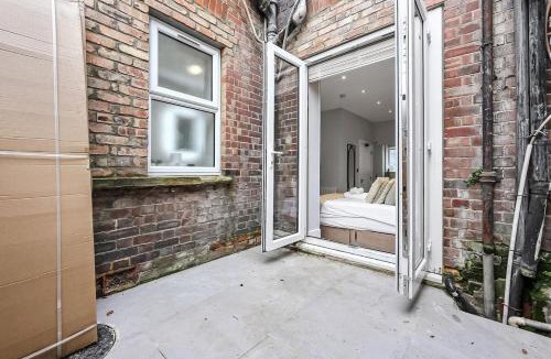 Edgware Apartment | Unwind in Style The Ultimate Studio Getaway