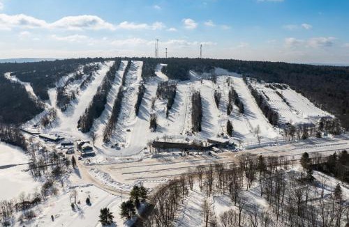 White Haven House | Unwind in Telstar