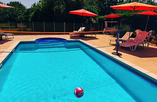 Chef-Boutonne Cottage | Unwind in the picturesque heart of the French countryside, with a swimming pool.