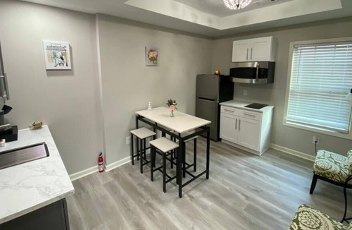 Winder House | Unwind in Winder