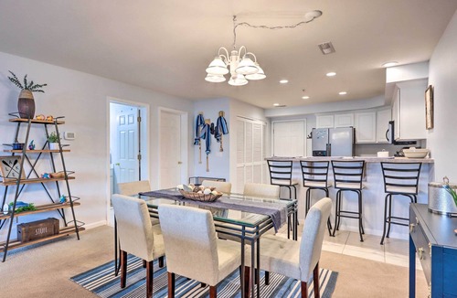 Camdenton Condo | Unwind Poolside! Waterfront Ozarks Condo