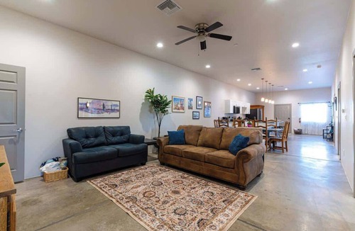 Barrio San Antonio Condo | UofA & Gem Show Base | Modern 4BR Duplex