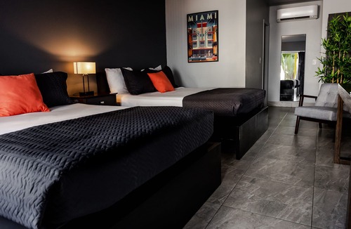 Midtown Hotel | Up Midtown