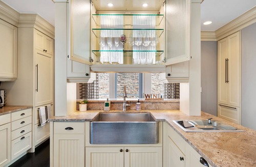 West Town House | UP-SCALE Wicker Park 4BD/3.5BA HOME (+garage)