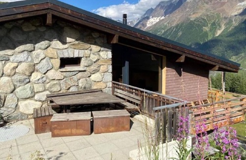 Wiler Apartment | up to 3100m. Guaranteed snow. For 2 families