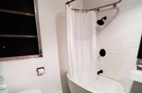 South Palm Park Neighborhood Association House | Up to 35% OFF! 1931 Single Studio Within Walking Distance To Beach, with POOL!