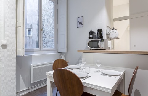 Old Lyon Apartment | Up to 6 people in the heart of Old Lyon
