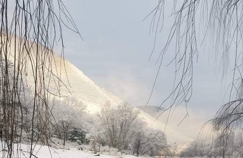 Jersey Mills House | Update fiber optics installed great internet service. Few fall dates left.