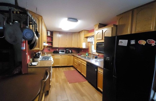 Jersey Mills House | Update fiber optics installed great internet service. Few fall dates left.