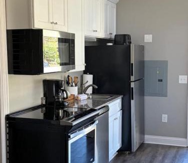 Historic Edgefield Apartment | Updated 1BR in East Nash-Historic Church Building