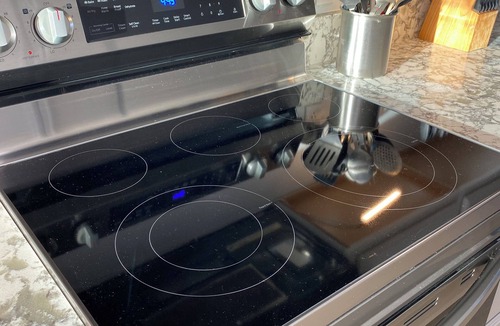 Ormond-by-the-Sea Condo | Updated 2br/2bath Ocean Front condo with garage