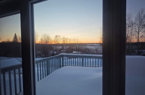 Red Lake House | Updated 3 bed 1 bath house in Cochenour ON